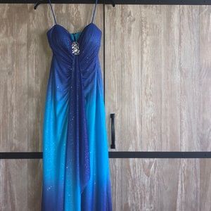 Floor length glimmer prom dress